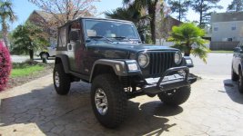 IMG_1384_jeep_chrome.JPG