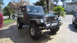 IMG_1390_jeep_chrome.JPG