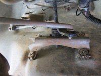 02-transfer-case-linkage_jeep-body-lift.JPG