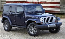 2012-Jeep-Wrangler-Freedom-edition-flag.jpg