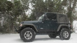 IMG_4863_jeep-snow.JPG