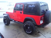 Jeep closeup with new wheels.jpg