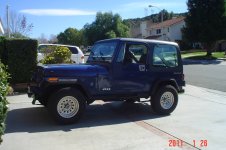 1-2-11 049_jeep.jpg