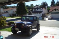 1-2-11 050_jeep.jpg