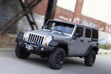 2012-jeep-wrangler-special-edition-call-of-duty-modern-warfare-3.jpg