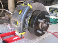 IMG_3908-wrangler-brake-pads.JPG