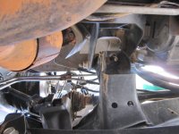 10-removing-stock-jeep-motor-mount-lift.JPG