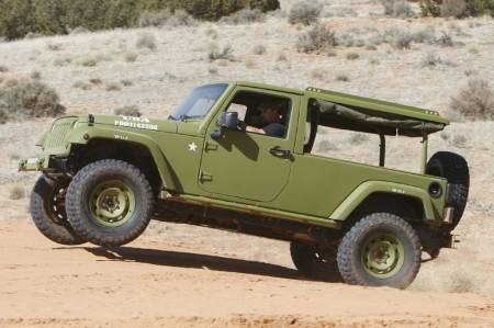 jeep_j8_sarge-1.jpg